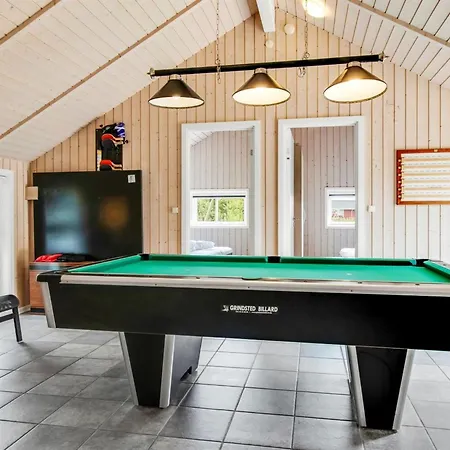 Feriehus Svenny - 800m From The Sea By Interhome *