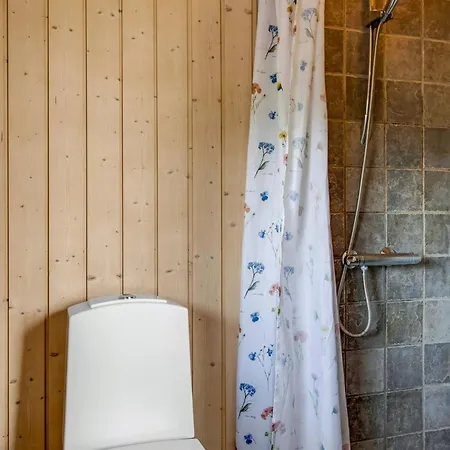 Svenny - 800m From The Sea By Interhome Feriehus *